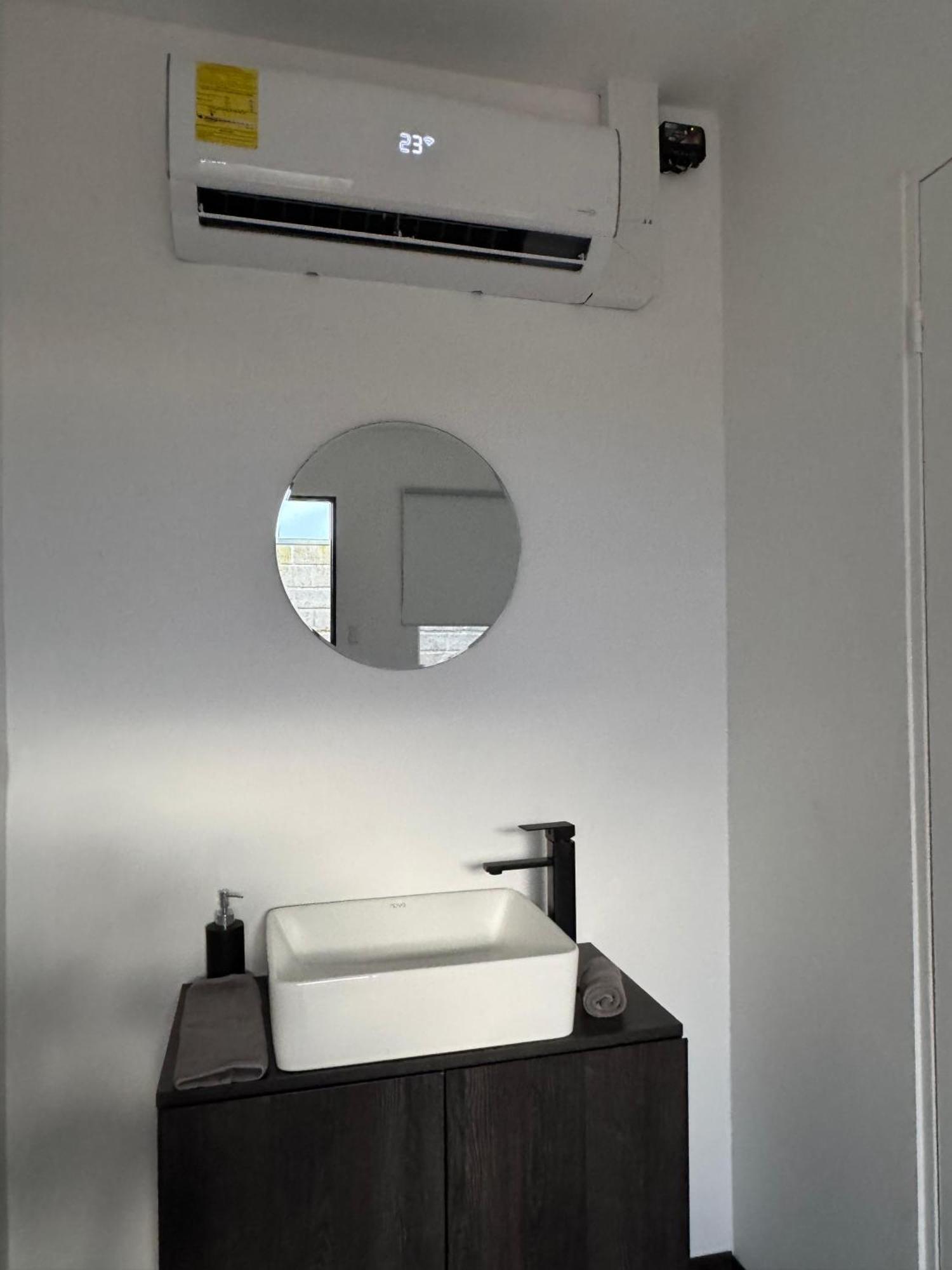 Hotel Nina'S - Juan Santamaria Alajuela Exteriér fotografie